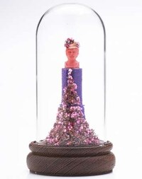 Floral Lipstick Sculptures Image 4
