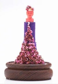 Floral Lipstick Sculptures Image 5