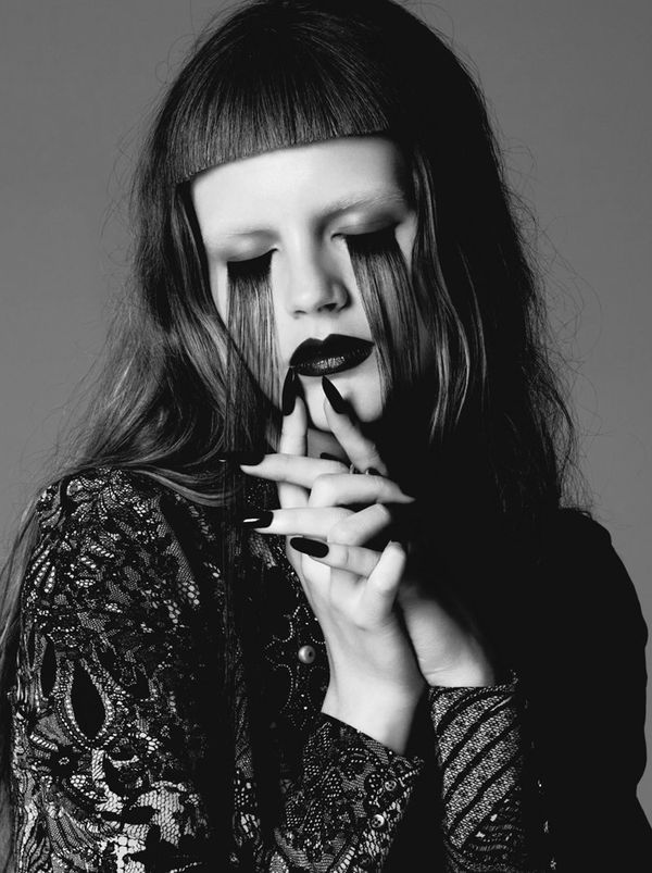 69 Goth Makeup Looks