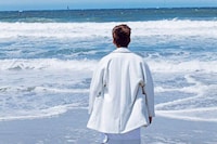 Edgy Oceanside Editorials Image 2
