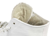 Paint-Cracking White Sneakers Image 5