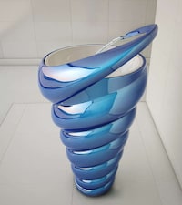 Futuristic Coiled Sinks Image 3