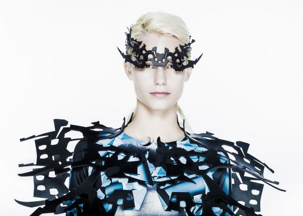 26 Cyborg-Themed Fashion Features