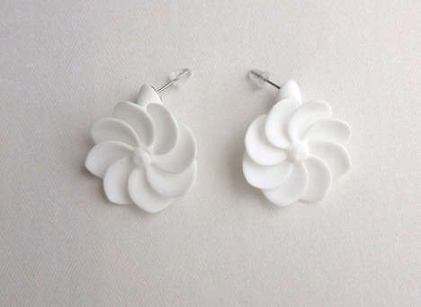 Spinning 3D-Printed Earrings