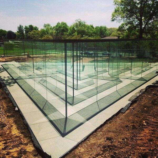 Transparent Labyrinth Installations