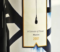 Expressionist Vino Branding Image 2