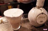 Creamy Cocktail Art Image 4