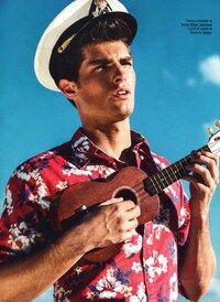 Retro Vacationer Editorials Image 7
