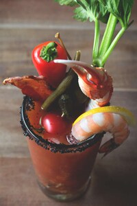 Seafood Cocktail Garnishes Image 3