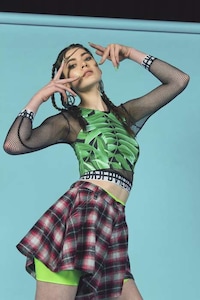 Neon Grunge Editorials Image 7