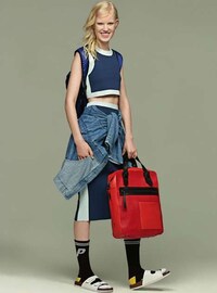 Retro Activewear Editorials Image 3