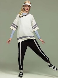 Retro Activewear Editorials Image 5