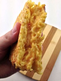 Grilled Ramen Sandwiches