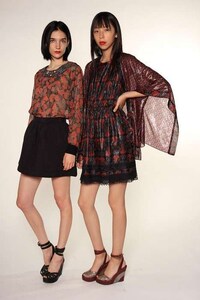 Charmingly Printed Fashion Image 2