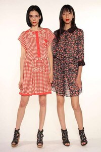 Charmingly Printed Fashion Image 3