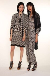 Charmingly Printed Fashion Image 5