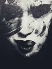 Haunting Painted Portraits Image 2