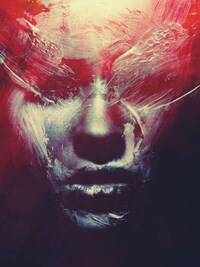 Haunting Painted Portraits Image 3
