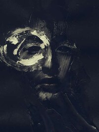 Haunting Painted Portraits Image 6