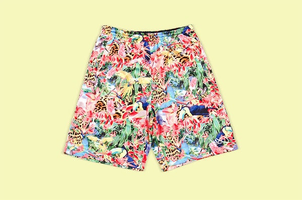 100 Vibrant Vacation Fashions