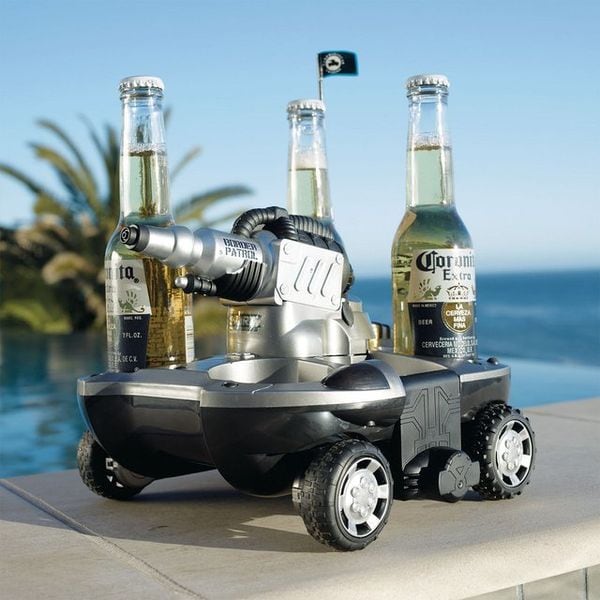 71 Poolside Party Accessories