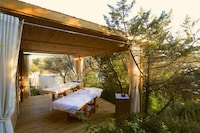 Picturesque Countryside Havens Image 3