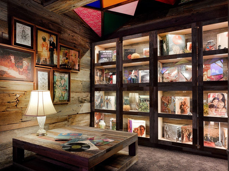 Hippie Homage Hotel Rooms