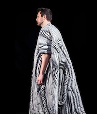 Signal-Blocking Coats Image 3