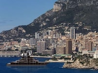 Luminous Cityscape Yachts Image 6