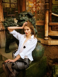 Lavish Garden Editorials Image 4