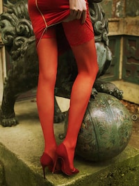 Lavish Garden Editorials Image 5