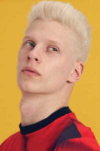 Genteel Contemporary Streetwear Image 2