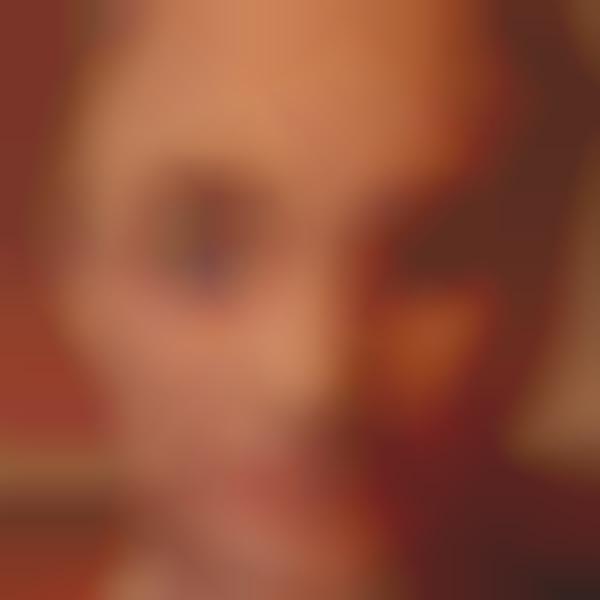 Hyperreal Face Cakes