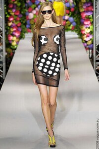 90210-Inspired Fashion Image 4