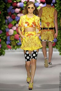 90210-Inspired Fashion Image 6