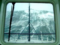 10 Giant Waves Caused by Global Warming Image 3