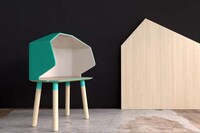 Distraction-Free Desks