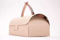 Purse-Like Takeout Bags Image 3