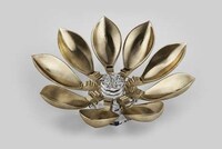 App-Connected Meditation Flowers Image 3