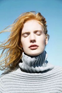 Beachy Redhead Editorials Image 7