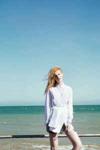Beachy Redhead Editorials Image 8