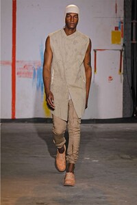 Modernized Uniform Attire Image 8