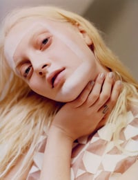 Painterly Beauty Photography Image 8