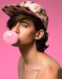 Boyish Rebellion Captures Image 2