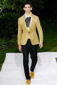 Debonair Millionaire Runways Image 4