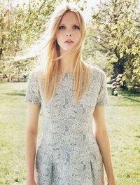 Sun-Drenched 60s Fashion Ads Image 4