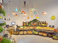 Farmer Market Eateries Image 2