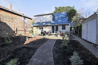 Space-Saving Backyard Cottages Image 3