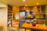Space-Saving Backyard Cottages Image 7