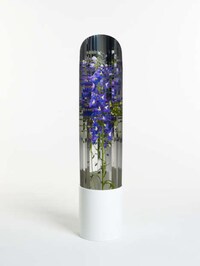 Mirrored Flower Vases Image 5